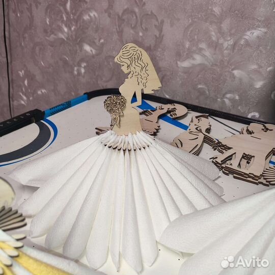 Салфетница из дерева