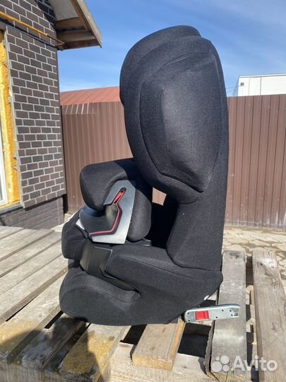 Детское автокресло cybex