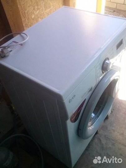 Инверторная стиральная машина LG