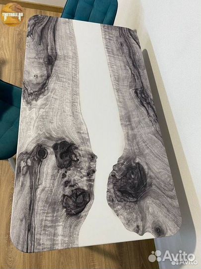 Кухонный стол лофт 'Manageable Card'