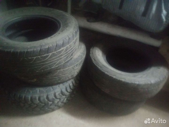 Dunlop Grandtrek AT3 245/70 R16