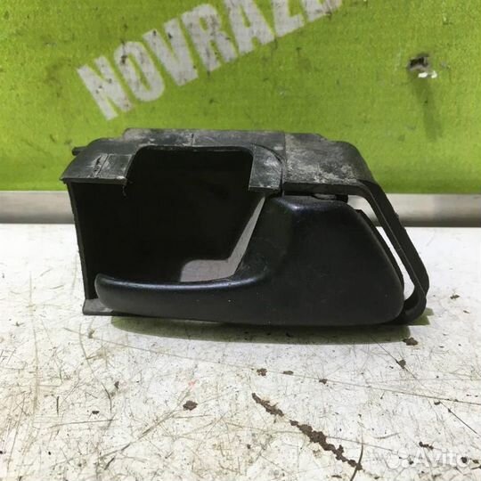 Ручка двери внутренняя правая Фольксваген Гольф