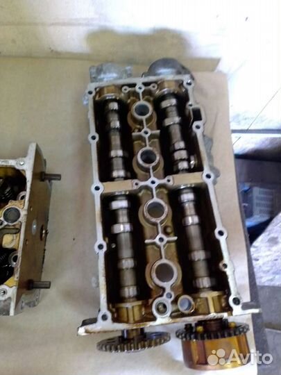 Головка блока Volkswagen Golf 5 BLF 1.6