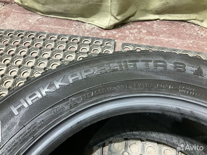Nokian Tyres Hakkapeliitta 8 215/60 R16