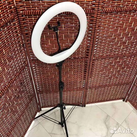 Кольцевая лампа 33 см