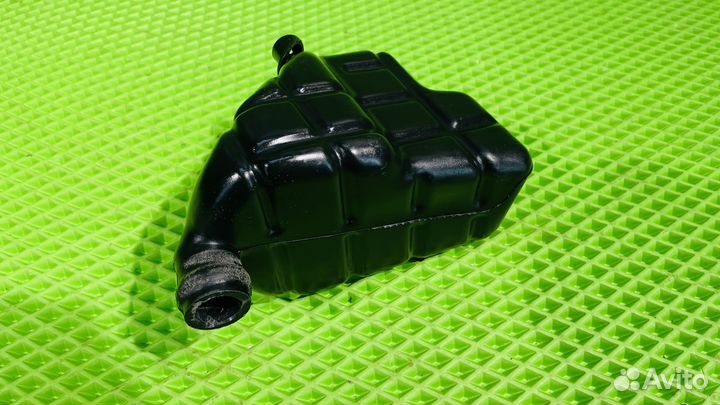 Резонатор воздушного фильтра Nissan Primera P11