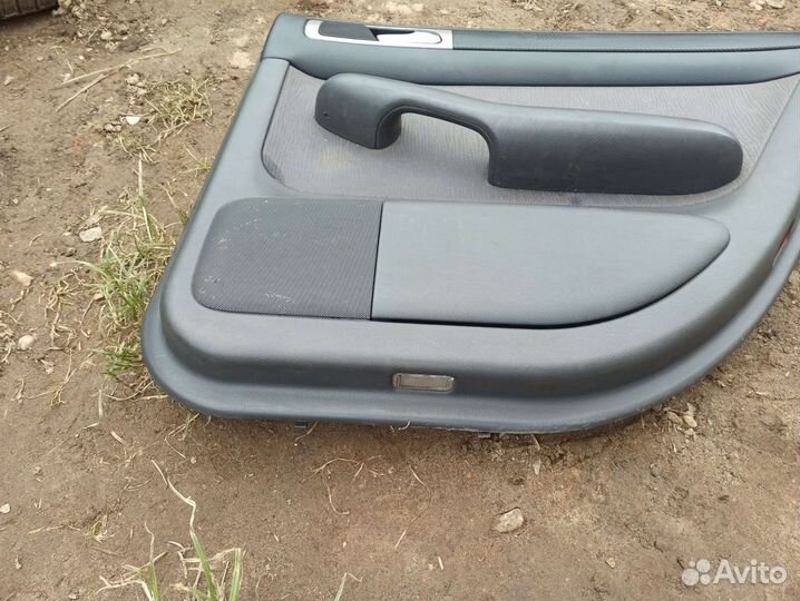 Задняя правая дверная карта Ауди А6 С5