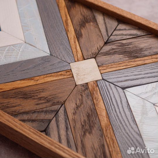 Панно из дерева 