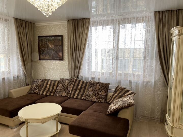 3-к. квартира, 88 м², 10/18 эт.