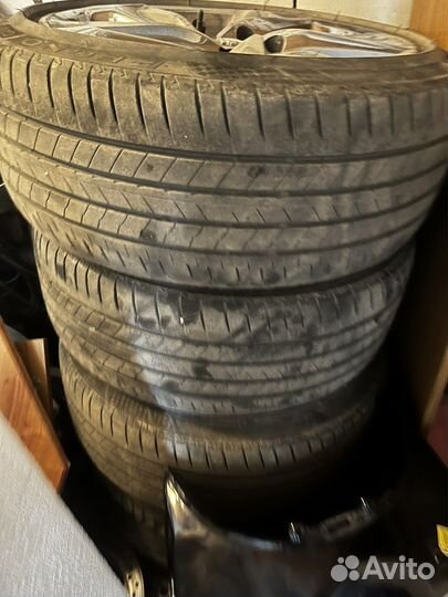 Bridgestone Regno GR001 225/45 R18