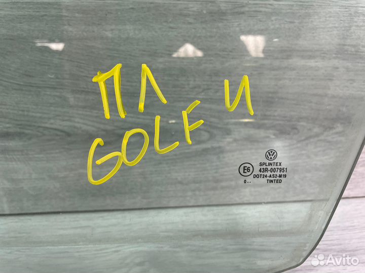 Стекло двери передней левой Golf 4