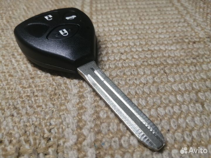Toyota DA101418 denso 12BBY чип ключ 3 кнопки