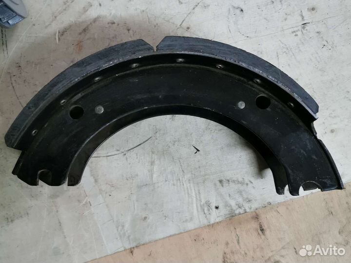 Колодка тормозная задняя ЗИЛ металл без ролика