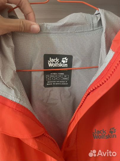 Ветровка jack wolfskin xs