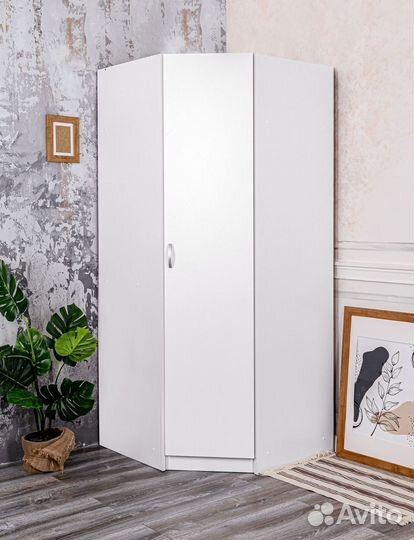 Шкаф угловой новый в наличии