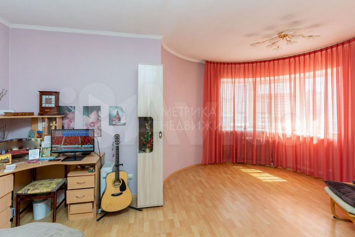 2-к. квартира, 80 м², 9/13 эт.