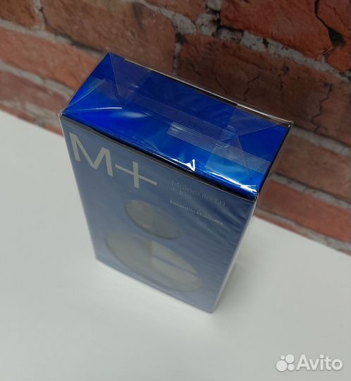 Escentric molecules Molecule 01 + Iris