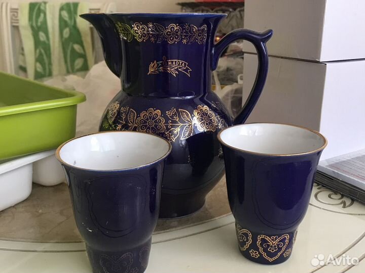 Кобольтовый кувшин и стаканчики