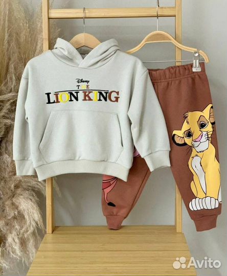 Костюм для мальчика 98