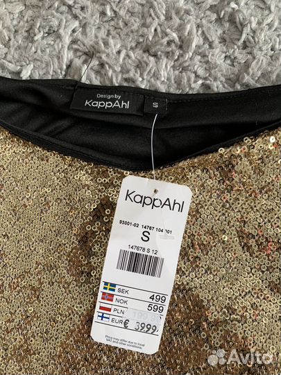 Платье в пайетках новое kappahl S