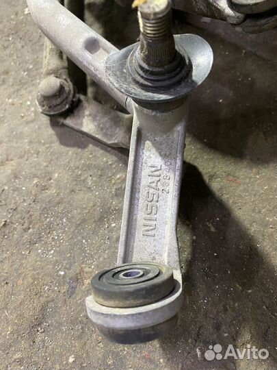 Трапеция дворников Nissan Sunny, Bluebird