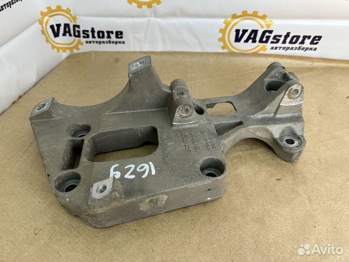 Кронштейн генератора Volkswagen Passat B6