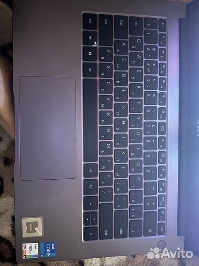 Honor MagicBook 14, intel i5 2.4ггц, Iris XE
