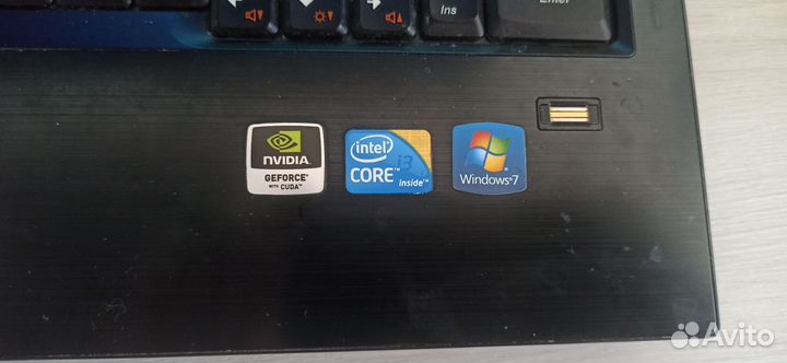 Ноутбук lenovo v560