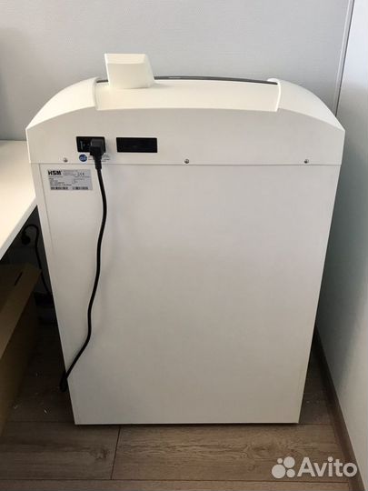 Уничтожитель документов / шредер HSM Securio P44i