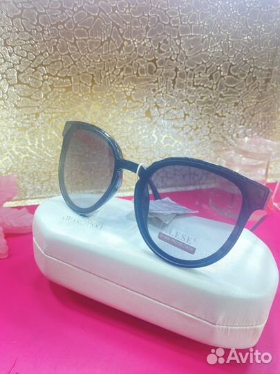 Солнцезащитные очки женские новые