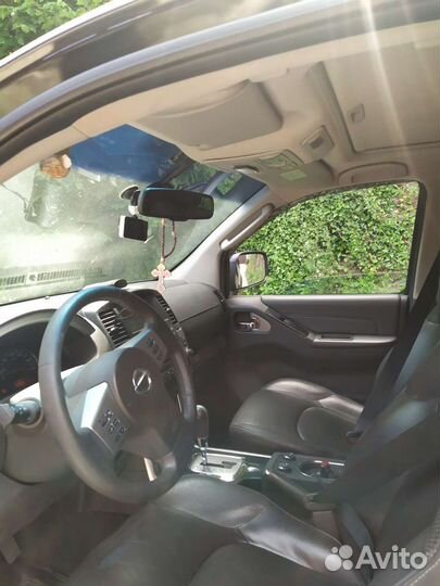 Nissan Pathfinder 2.5 AT, 2011, 220 000 км