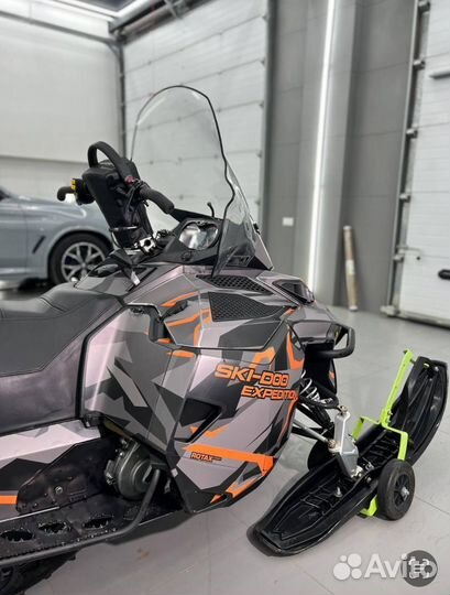 BRP ski-Doo Expedition SE 1200