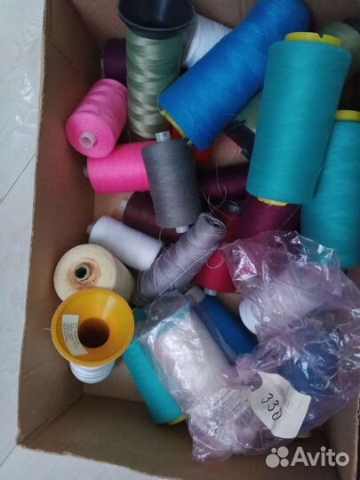 Нитки, молнии