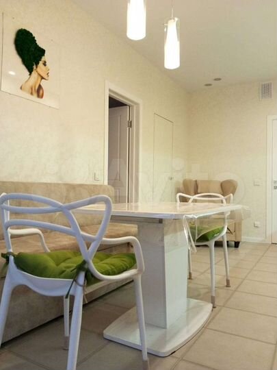 3-к. квартира, 73 м², 1/4 эт.