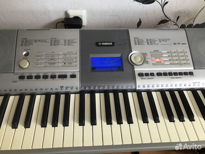 Синтезатор Yamaha PSR-295