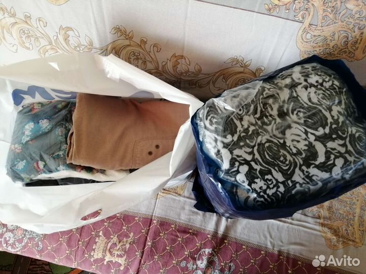 Женские вещи пакет №5- 54 р, пакет №6- 52 р