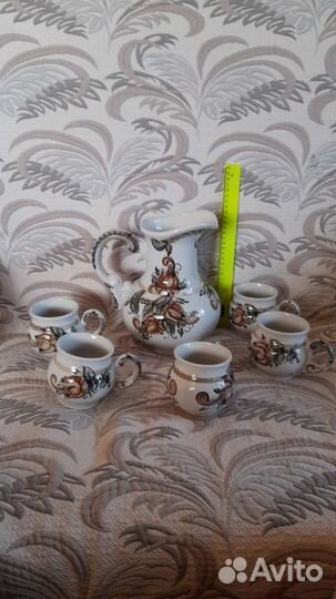 Глиняный кувшин большой