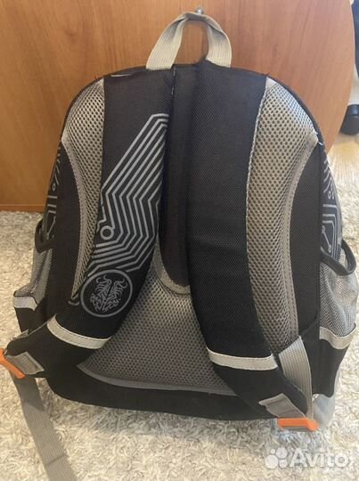 Рюкзак школьный для мальчика ортопедический