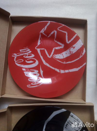 Coca-Cola тарелки