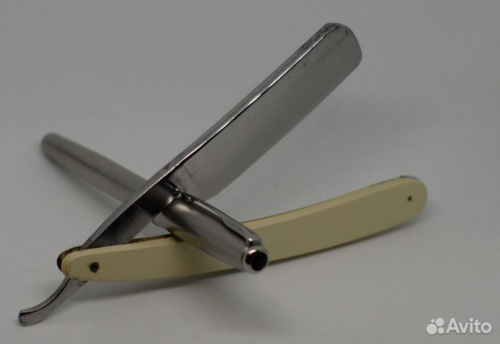 Немецкая клинковая опасная бритва. Бритва заточена