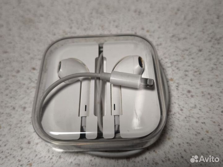 Наушники apple earpods