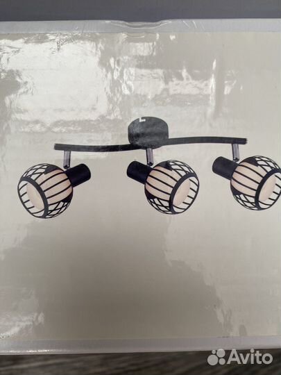 Светильник настенно-потолочный