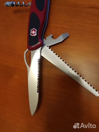 Швейцарский нож Victorinox RangerGrip