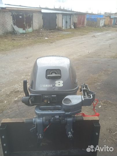 Yamaha 8