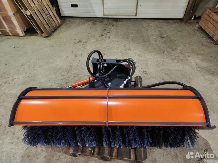 Щетка 1600 гидро поворот для Avant 745