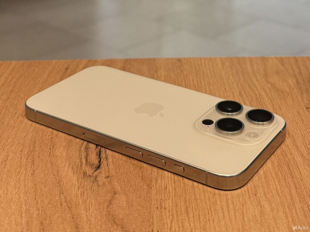 iPhone 15 Pro, 128 ГБ