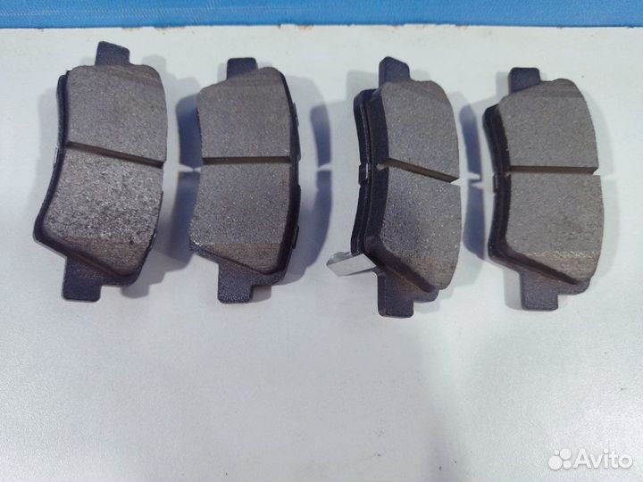 Тормозные колодки KIA RIO 3 Лев, Прав