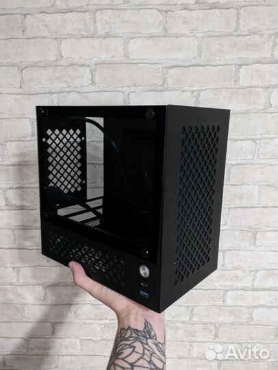 Корпус для пк mini itx, блок питания SFX, материнк