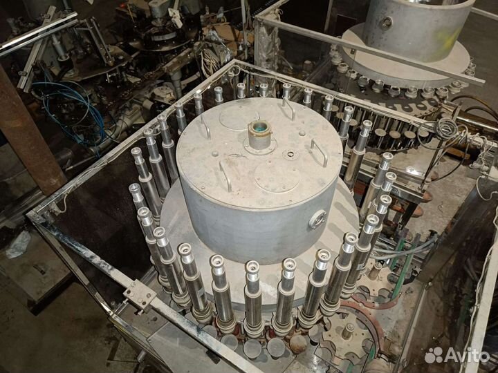 Автомат розлива гравитационный 0,5 стекло.28 голов