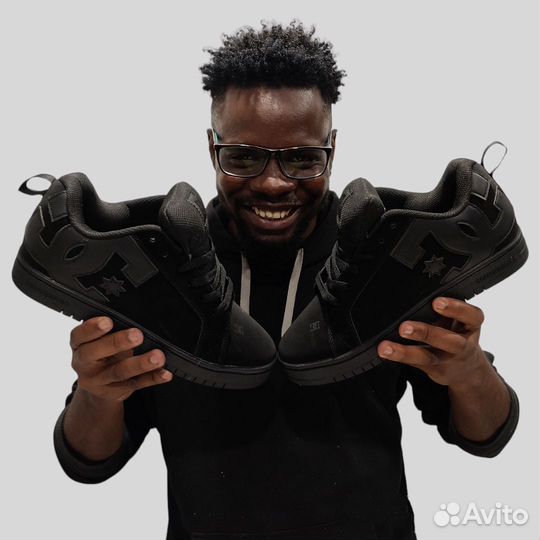 Кроссовки dc shoes court graffic дутыши